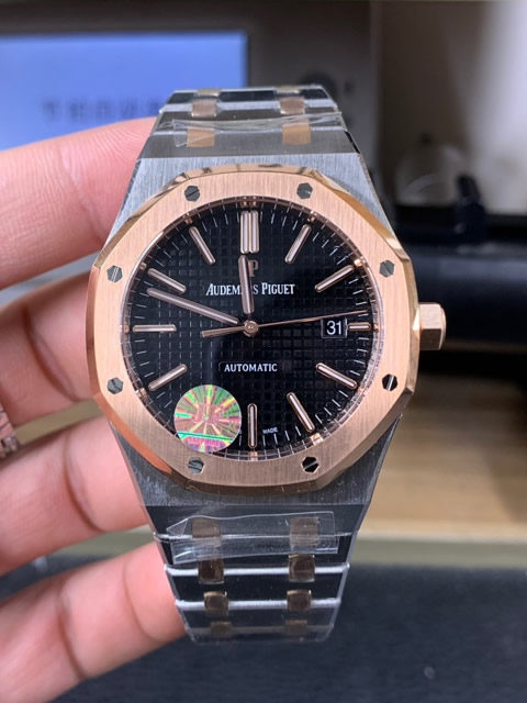 高仿愛彼皇傢橡樹系列15400SR.OO.1220SR.01腕錶（黑面）